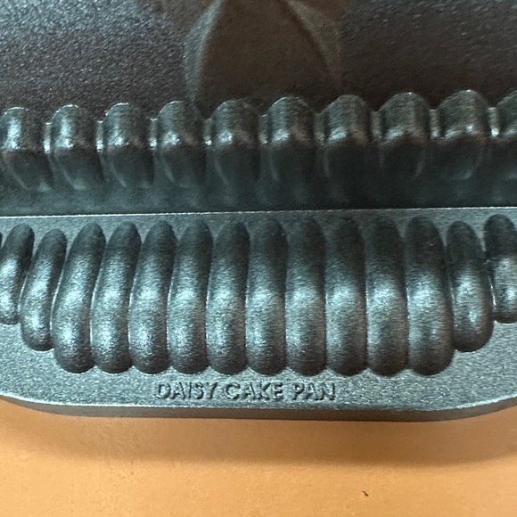 Nordic Ware Metallic Gray Decorative Cast Aluminum - Picture 3 of 7